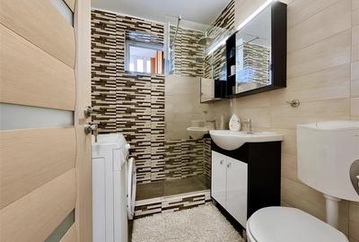 Apartament spatios cu 2 camere si 2 balcoane zona Tractorul - 8