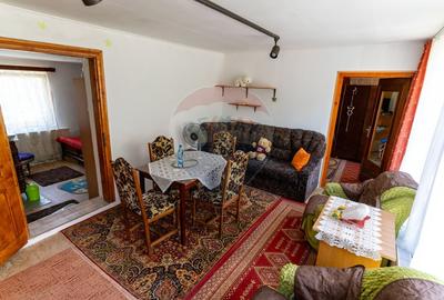 Casă  cu 10 camere in 2 corpuri de cladire (se pot vinde separat) - 21