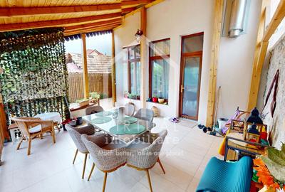Casa cu 5 camere, 210mp utili, demisol, mobilata, Cal. Poplacii - 24