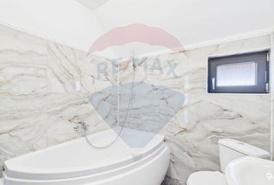 Casă / Vilă cu 5 camere de vânzare - 39