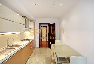 Apartament cu 3 camere decomandat, mobilat în Primăverii