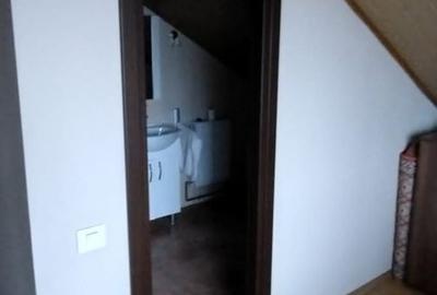Casă / Vilă cu 6 camere în zona Kamsas - 11