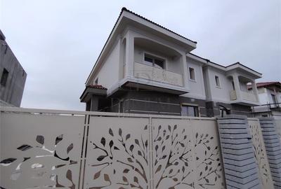 Casă individuală cu 4 camere în Moșnița Nouă