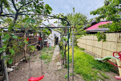 Casa  zonă semicentrală – Str. Adrian, Scd 114, teren 242 mp - 10