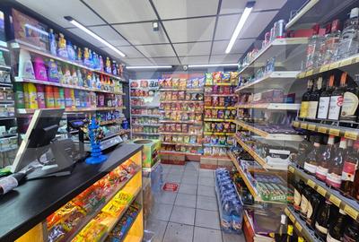 Spatiu comercial ideal investitie de vanzare zona Rahova - 10
