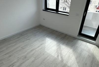 Apartament 4 camere decomandat 115 mp * Mutare Rapida* Prima Inchiriere * Spatiu - 9