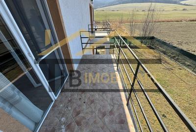 Casa cu 3 camere, 100mp, Zona Sangeorgiu de Mures - 13