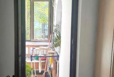 2 CAMERE  - DECOMANDAT - ETAJ 1 - zona BRANCOVEANU - 11