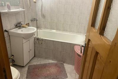 Apartament 3 camere , zona cartier Sud , 52 mp , decomandat ,mobilat - 12