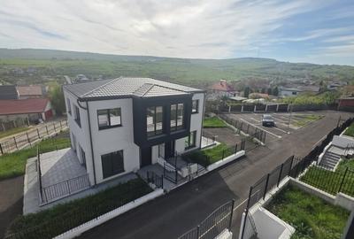 COMISION ZERO Complex 10 case P+E Duplex Bucium la 1,3km de Hanul Trei Sarmale - 14