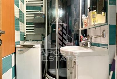 Apartament cu 3 camere,2 bai,semidecomadat,centrala proprie, Girocului - 12