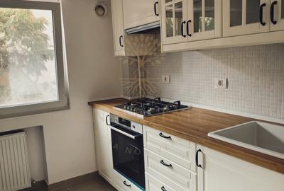 4 Camere + Boxa An Constructie 1983 Zona Universitate - P-ta. Romana - 3
