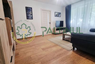 Apartament cu 2 camere semidecomandat, mobilat în Central