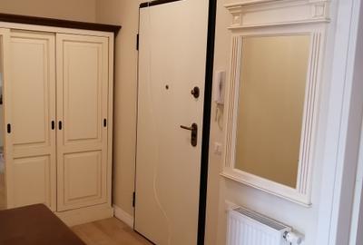 De închiriat.apartamnet de lux în zona centrală, parcare în curte , pentru cuplu - 8