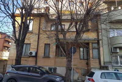 Stefan cel Mare--Mosilor - 1