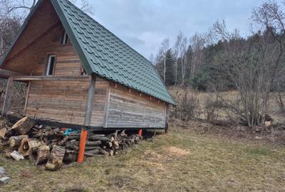 Casute vacanta cu teren 5600m2 - 2