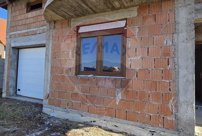 CASA CU ETAJ DE VANZARE LA GRI LA 12 KM DE ARAD ZIMANDUL NOU - 18
