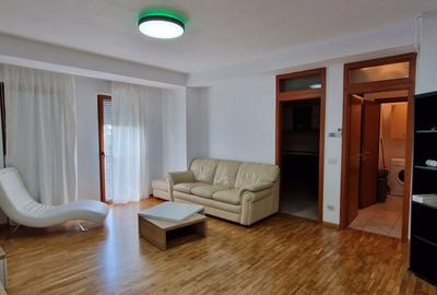 Apartament 3 camere Cozia Residence - 1