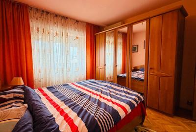De vanzare apartament cu 4 cam dec. in Galati, piata Centrala, etaj5/7 - 1