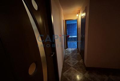 De vanzare apartament 3 camere - 6