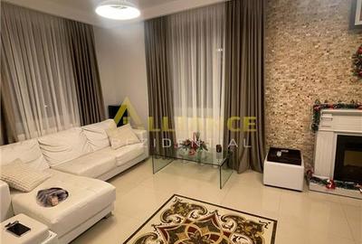 Apartament cu 3 camere decomandat, mobilat în Central