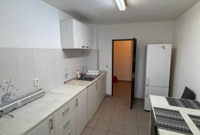 Apartament cu 2 camere decomandat în Inel II