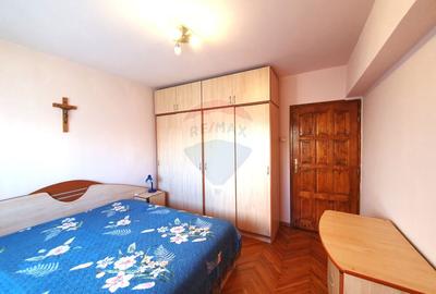 Inchiriez apartament 2 camere Vlaicu, decomandat, etaj 2, centrală gaz - 9
