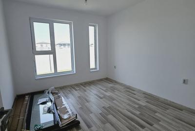 Casa parter 3 camere - Com.Berceni - 13