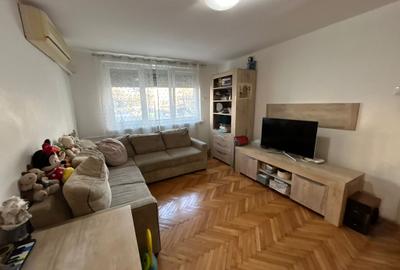 Titan Ozana 3 Camere Parter 63 Mp Bloc 1970 Reabilitat 15 Min Metrou - 1