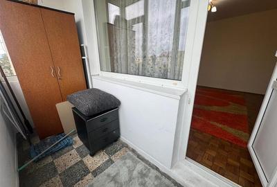 Apartament 4 camere cu balcon zona Cedonia - 14