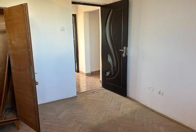 Recomandare vizionare!   Decomandat Calea Bucuresti/etaj 7 - 2