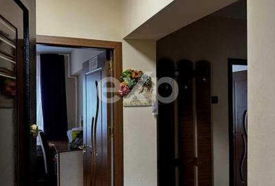 APARTAMENT 3 camere  PITESTI-Gavana semidecomandat , etaj 3 - 1