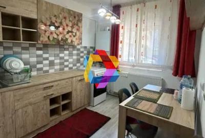 Apartament cu 4 camere semidecomandat, mobilat în Craiter
