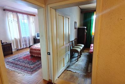 Casa 6 camere in Cisnadie cu garaj si teren 250 mp - 12