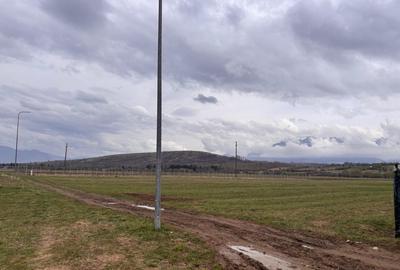 Teren intravilan pentru constructii Zarnesti - 1