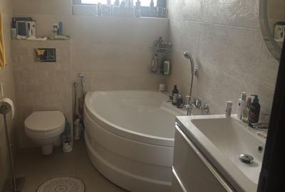 De vanzare casa deosebita, ultrafinisata, Bragadiru - 13