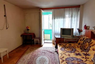 Apartament 3 camere de vanzare, Etaj 4/10, Costin Georgian / Lucretiu Patrascanu - 1