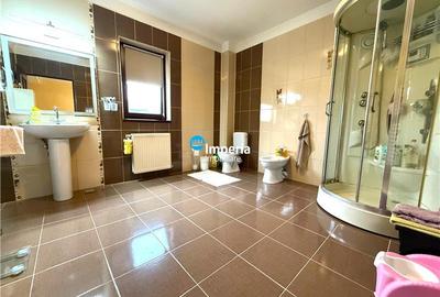 Vila 5 cam, garaj, 560 teren, str Noua Horpaz - 13