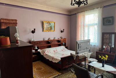 CASA INDIVIDUALA SOLIDA + ANEXE , STR EMINESCU, LA 5 MINUTE DE PIATA MICA - 8