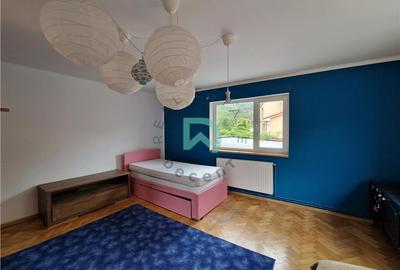 Casă individuală cu 4 camere în Noua