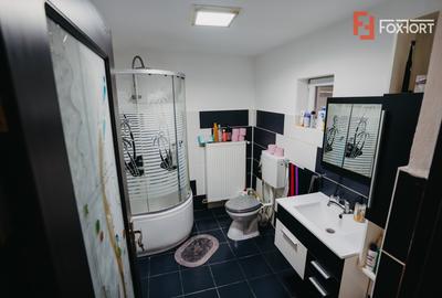 Casa individuala cu 8 camere si lac cu pesti, teren 4424 mp - Jebel - 9