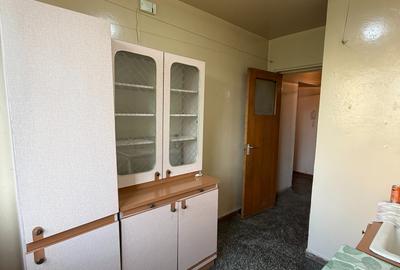 Vanzare apartament 2 camere,Sos. Colentina 8,zona Kaufland,10 min metrou Obor - 15
