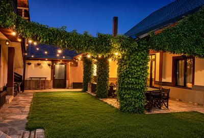 Proprietate cu doua corpuri de locuit, piscină, foisor, complet funcțională - 26
