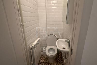 Apartament 3 camere Sala Palatului +pod , aporape de metrou - 10