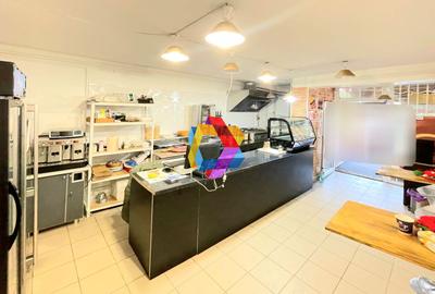 Spațiu comercial, de 29 mp, în Astra