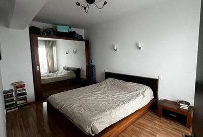 Apartament cu 2 camere, mobilat în Plopilor