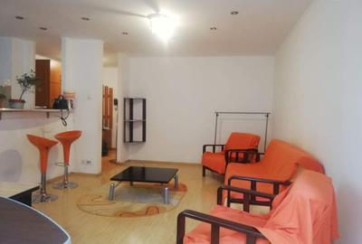 Garsonieră decomandată, mobilată în Tineretului