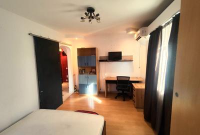 Garsonieră decomandată, mobilată în Gorjului