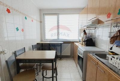 Apartament spatios cu 4 camere, de vanzare, etaj 3 | Micto 16