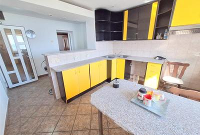 Apartament 3 camere decomandat, zona Nord - 2
